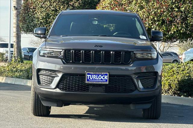 new 2025 Jeep Grand Cherokee car, priced at $42,030