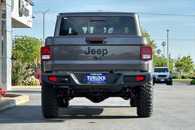 new 2025 Jeep Gladiator car, priced at $45,435