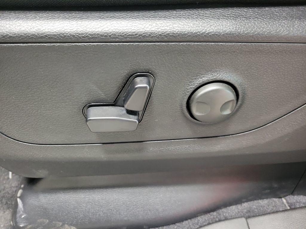 new 2026 Ram 1500 car, priced at $52,201