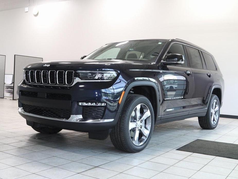 new 2024 Jeep Grand Cherokee L car, priced at $44,532