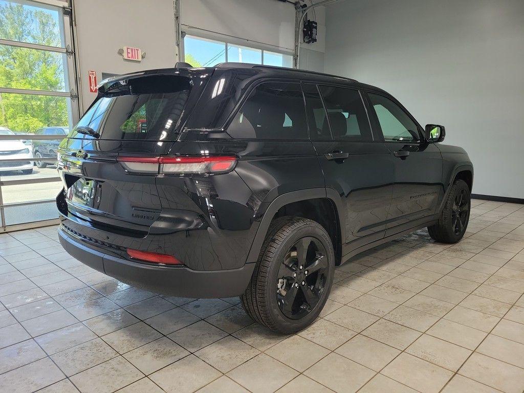 new 2025 Jeep Grand Cherokee car, priced at $51,336
