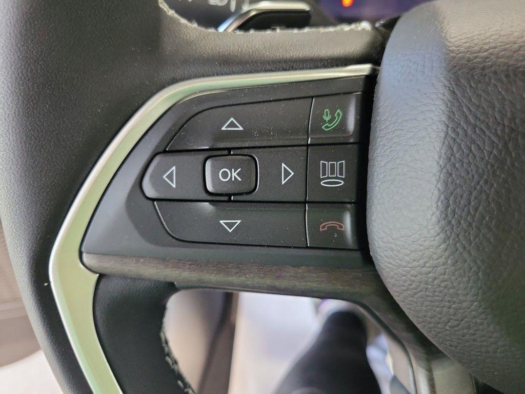 new 2025 Jeep Grand Cherokee car, priced at $51,336