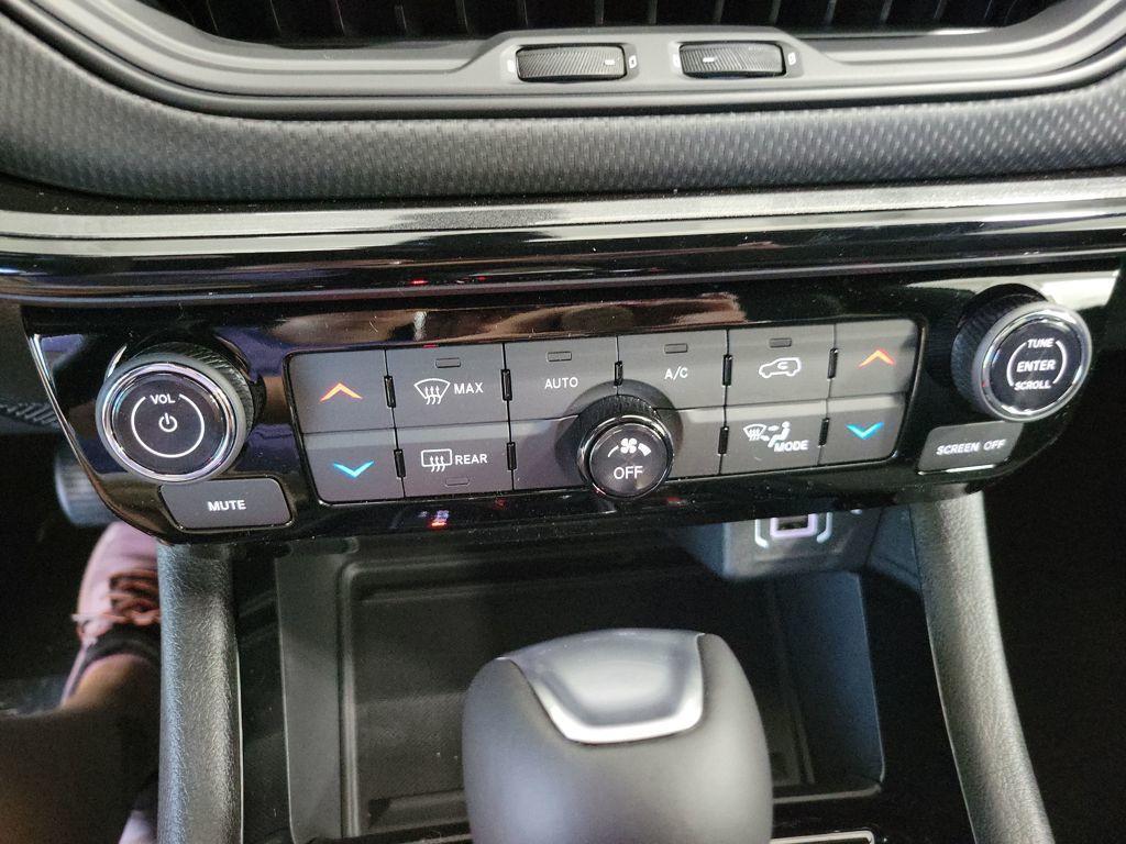 new 2026 Jeep Compass car, priced at $33,005