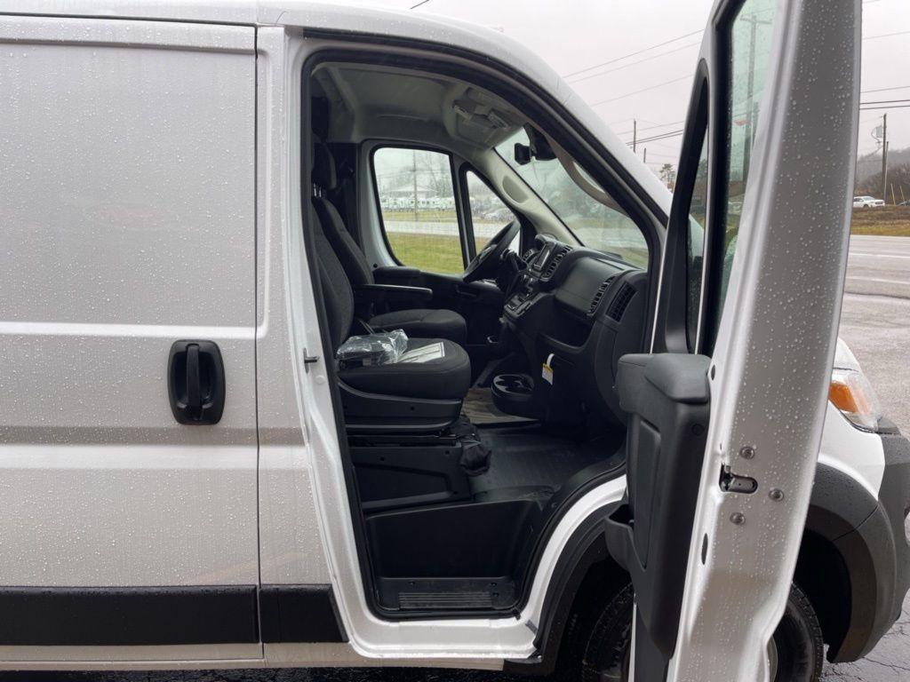 new 2025 Ram ProMaster 1500 car, priced at $44,565