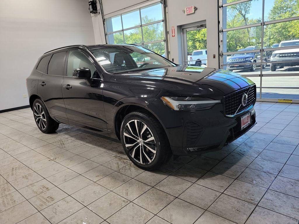 used 2025 Volvo XC60 car, priced at $36,999