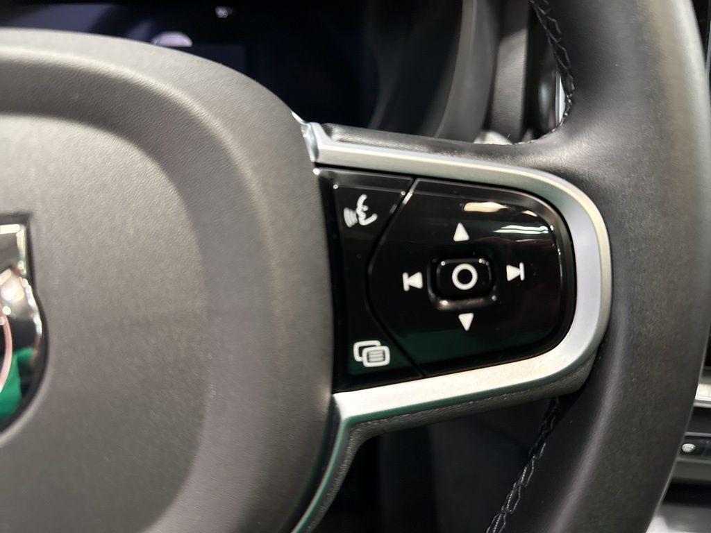 used 2025 Volvo XC60 car, priced at $36,999