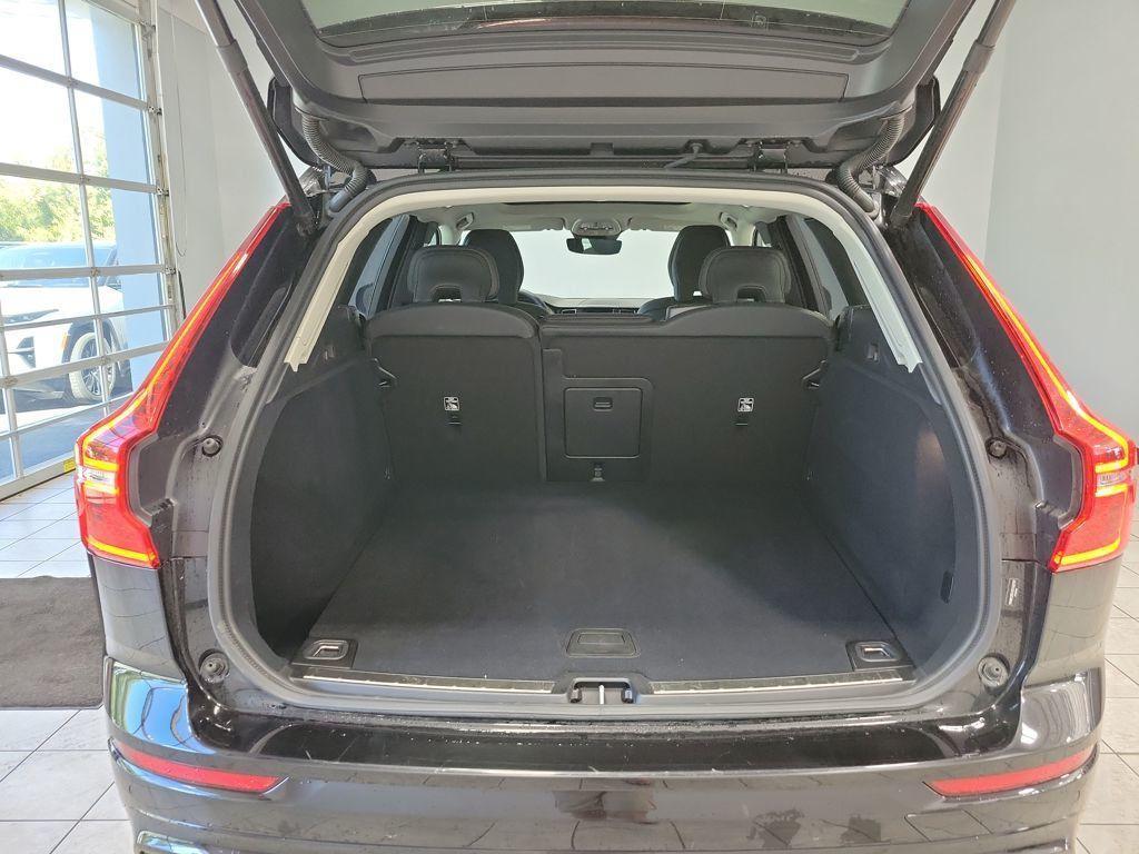 used 2025 Volvo XC60 car, priced at $36,999