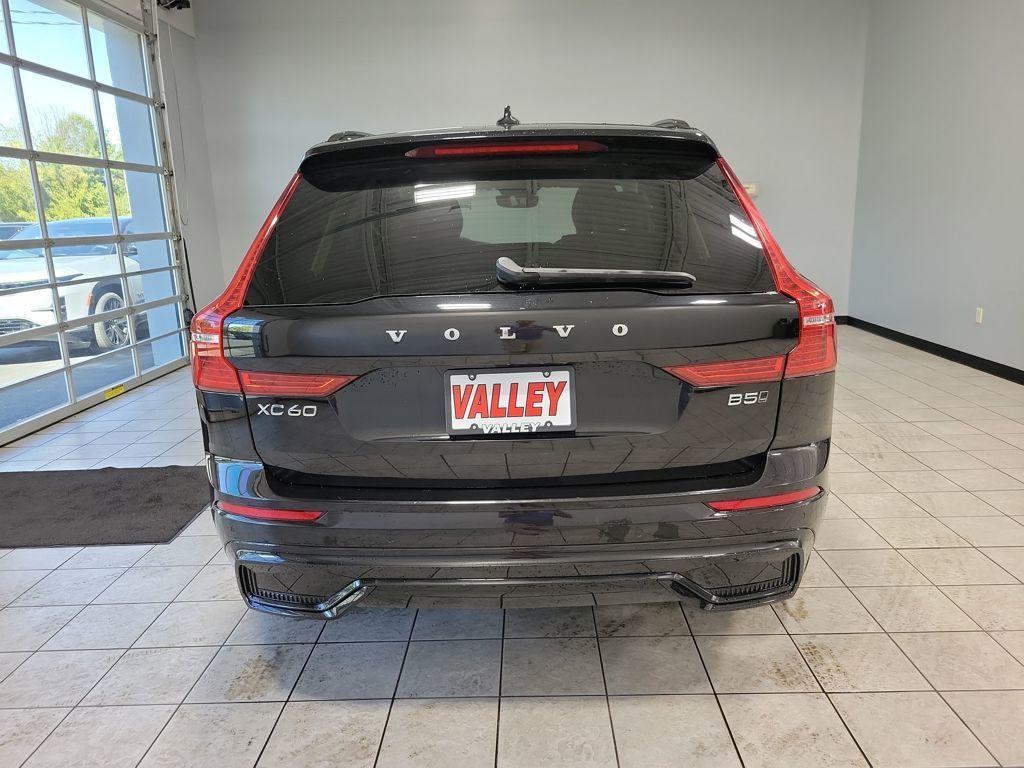 used 2025 Volvo XC60 car, priced at $36,999
