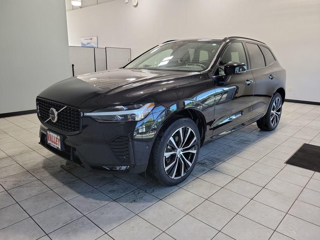 used 2025 Volvo XC60 car, priced at $36,999