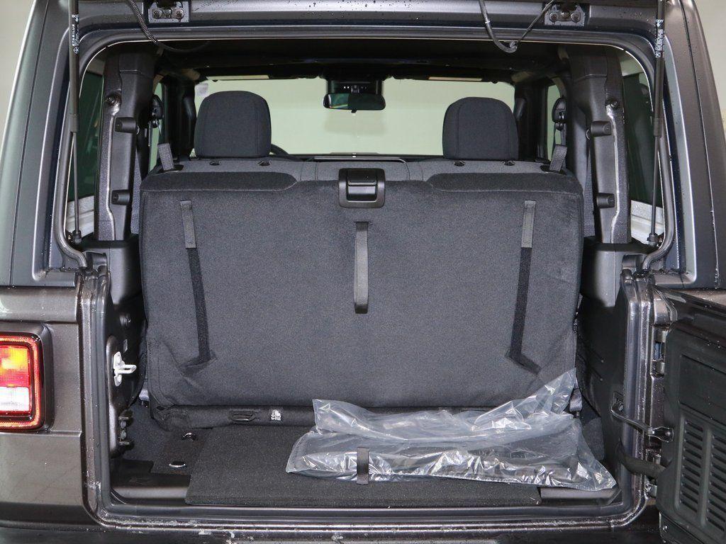 new 2025 Jeep Wrangler car, priced at $40,993