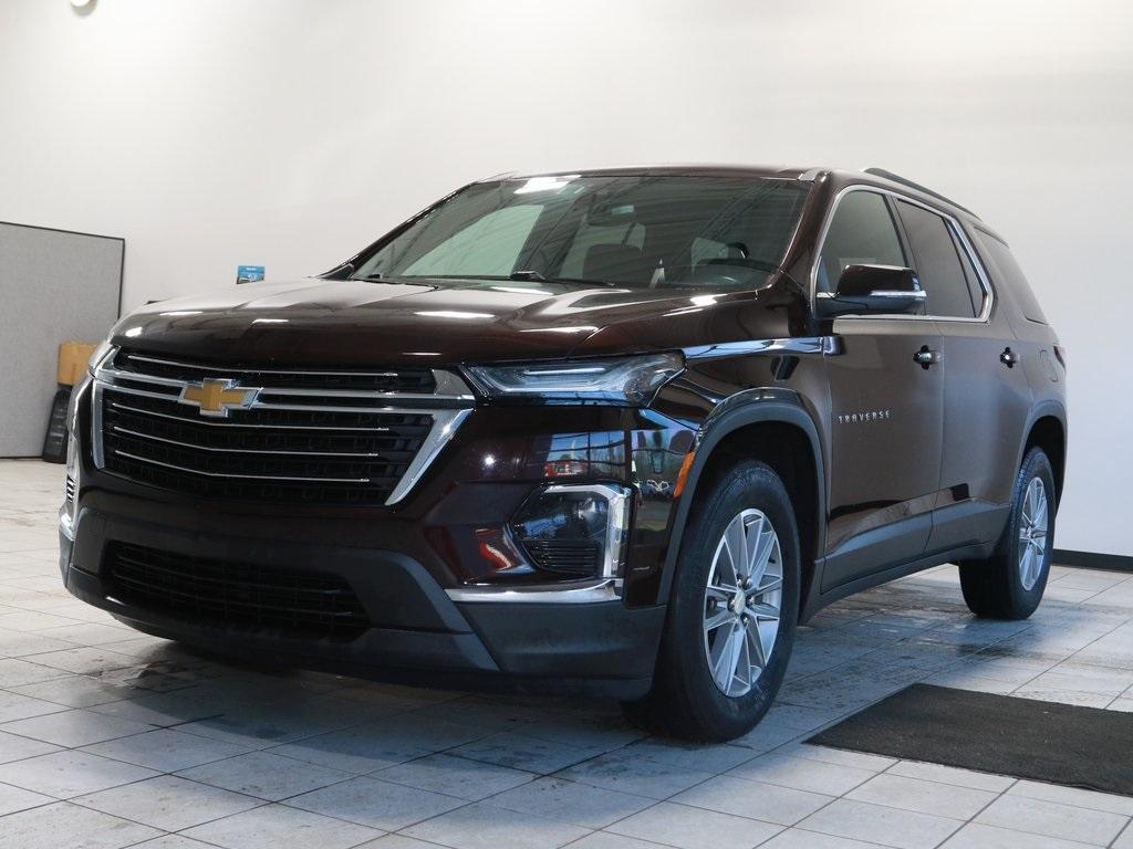 used 2022 Chevrolet Traverse car, priced at $27,511