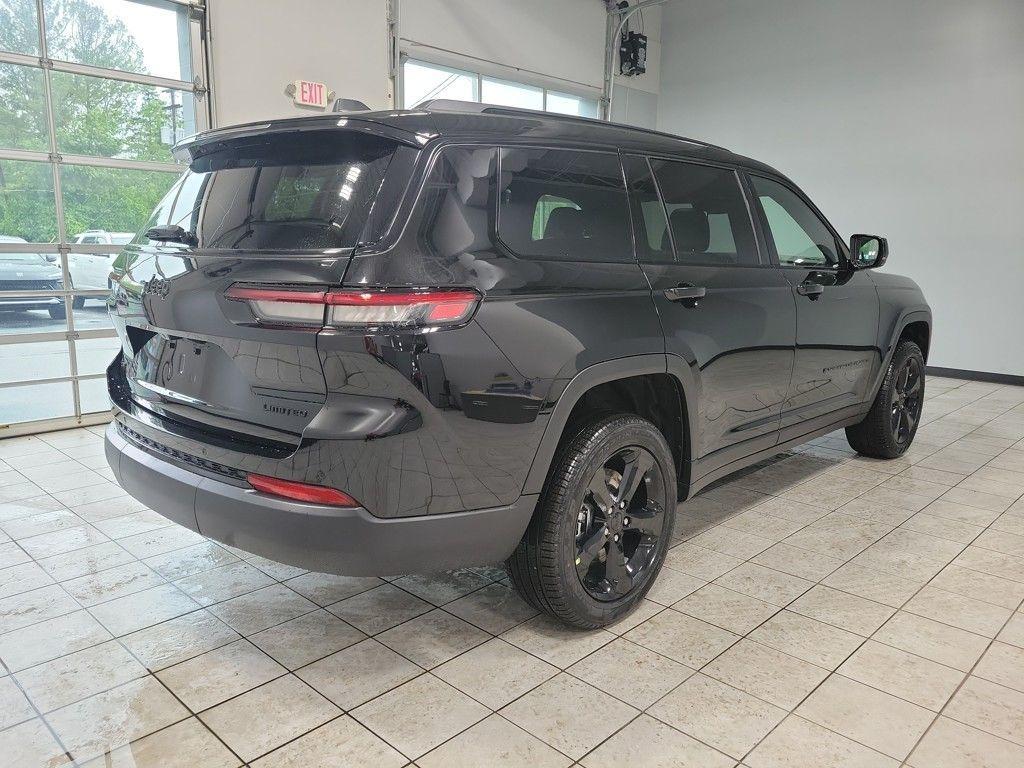 new 2025 Jeep Grand Cherokee L car, priced at $49,533