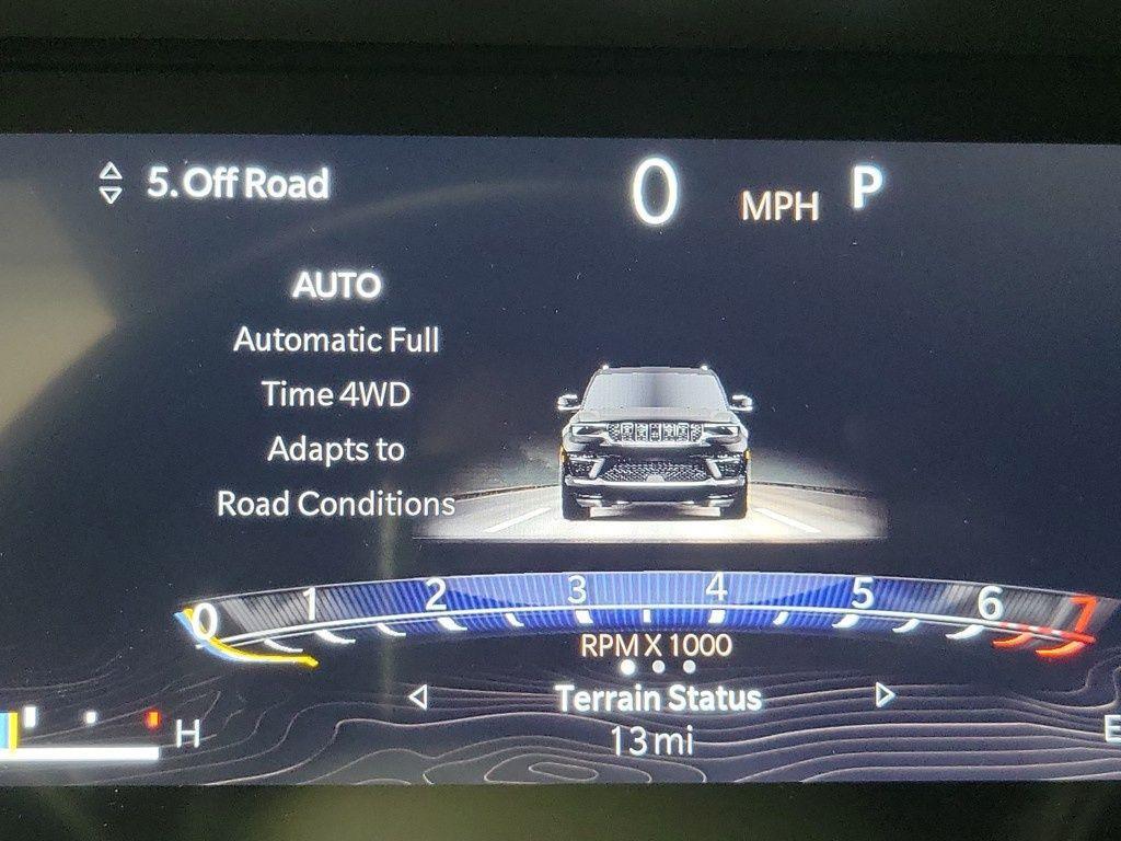 new 2025 Jeep Grand Cherokee car, priced at $39,992