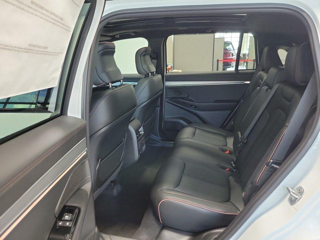 new 2025 Jeep Wagoneer S car, priced at $61,085