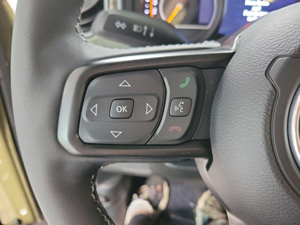 new 2025 Jeep Gladiator car, priced at $57,630