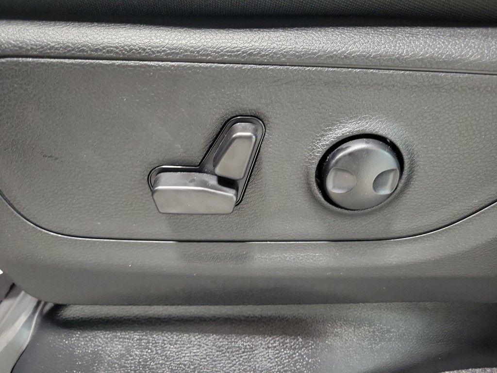 new 2025 Ram 1500 car, priced at $52,259