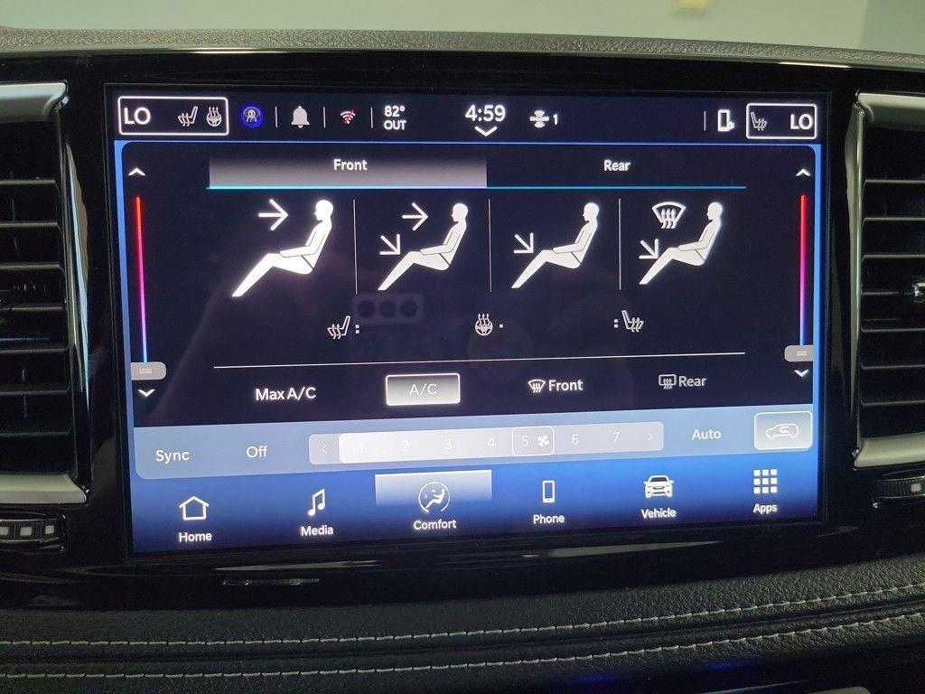 new 2025 Chrysler Pacifica car, priced at $39,075