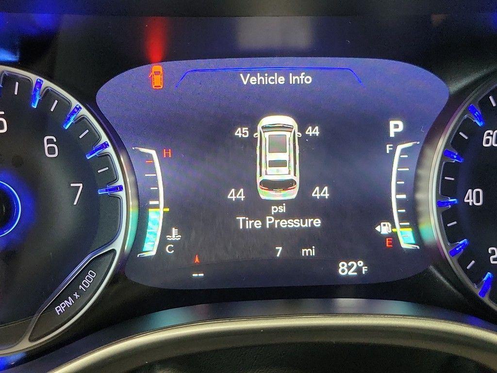 new 2025 Chrysler Pacifica car, priced at $39,075