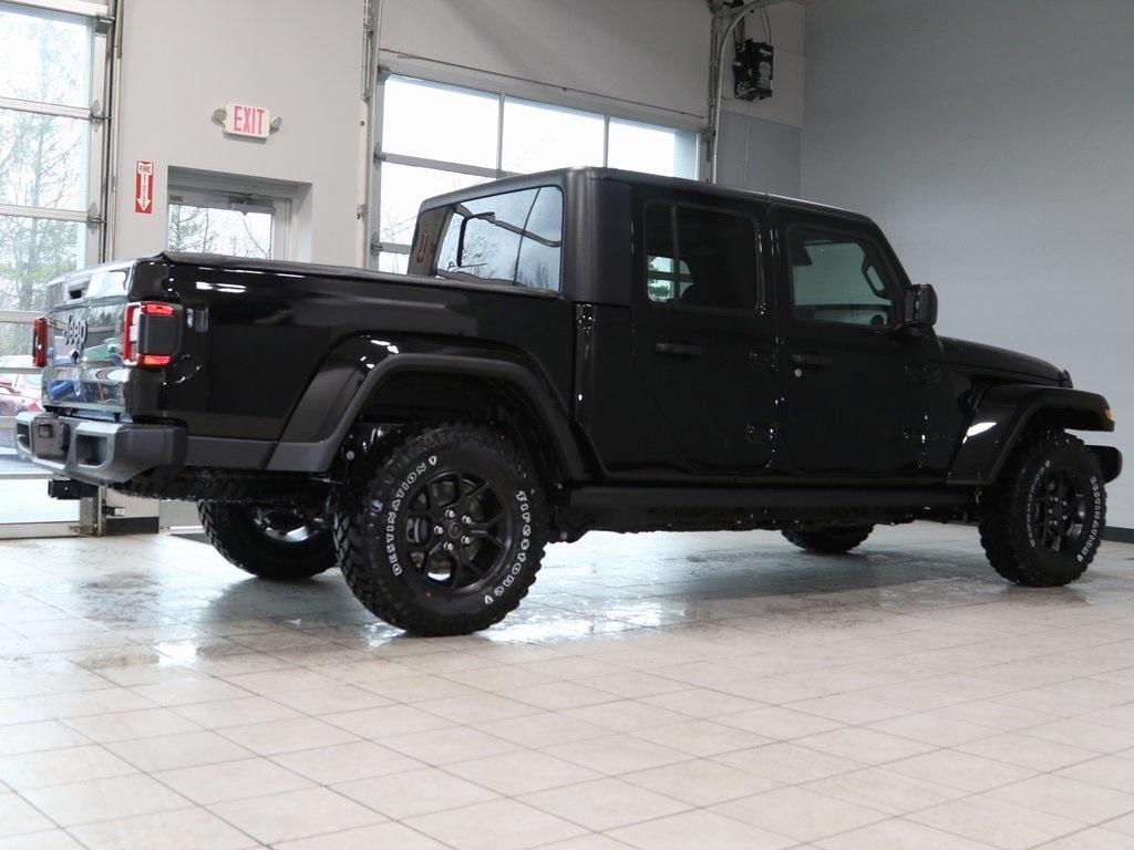 new 2024 Jeep Gladiator car, priced at $45,543