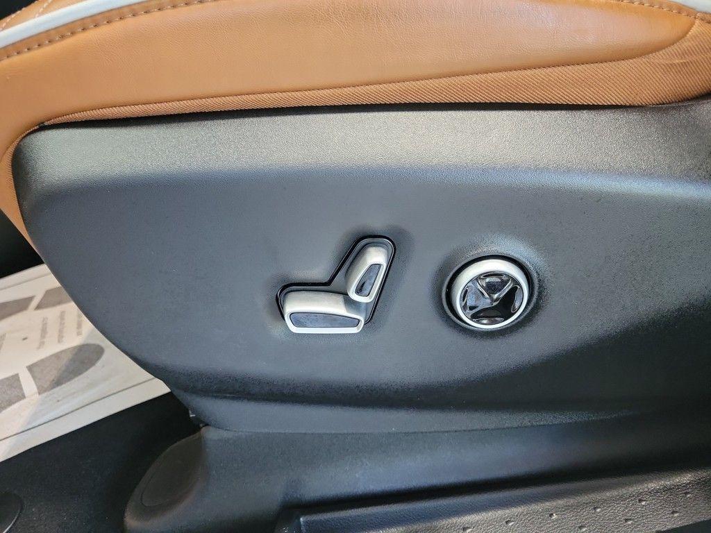 used 2024 Chrysler Pacifica Hybrid car, priced at $45,600