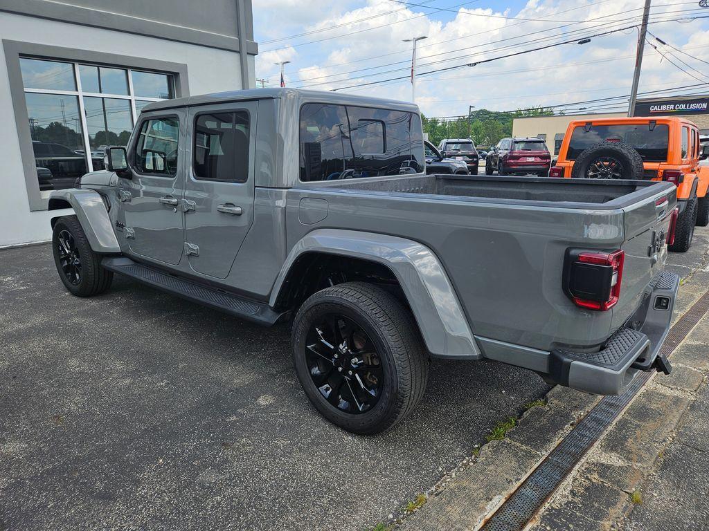 used 2022 Jeep Gladiator car, priced at $33,999