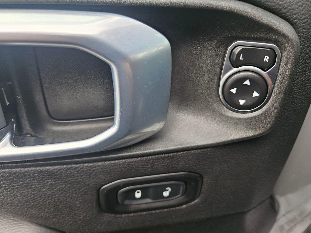 used 2022 Jeep Gladiator car, priced at $33,999