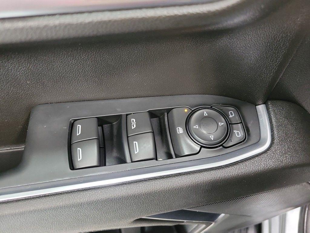 used 2023 GMC Sierra 1500 car, priced at $40,400