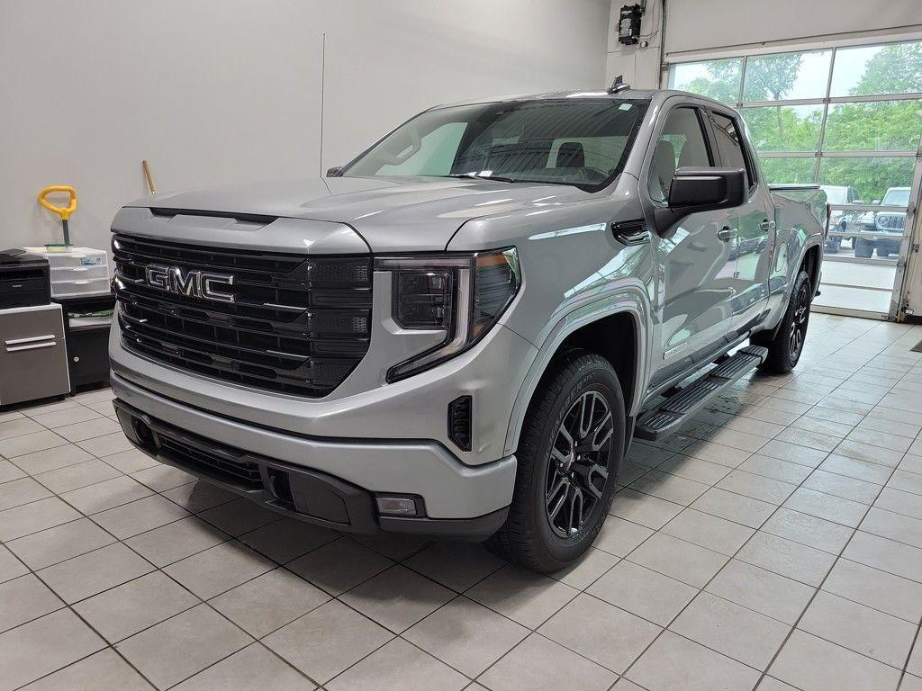 used 2023 GMC Sierra 1500 car, priced at $40,400
