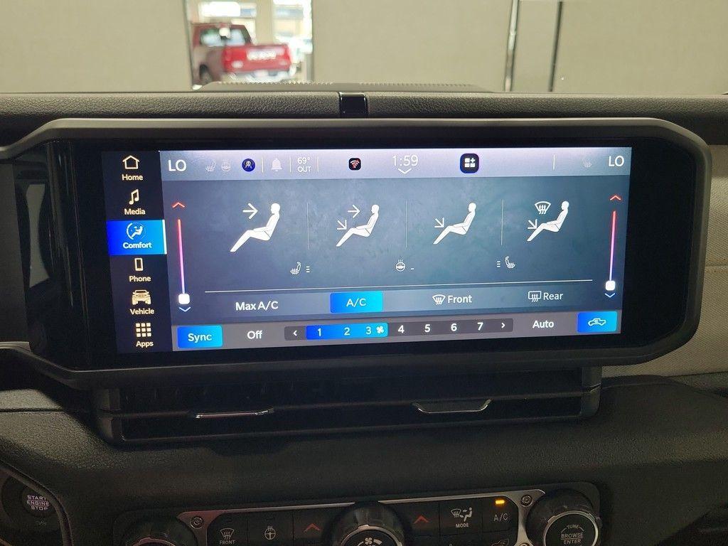 new 2025 Jeep Gladiator car, priced at $47,519