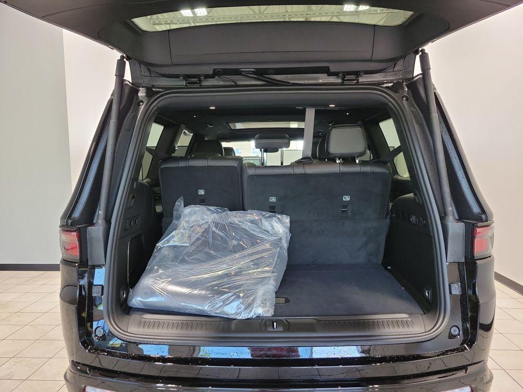 new 2025 Jeep Wagoneer car, priced at $71,938