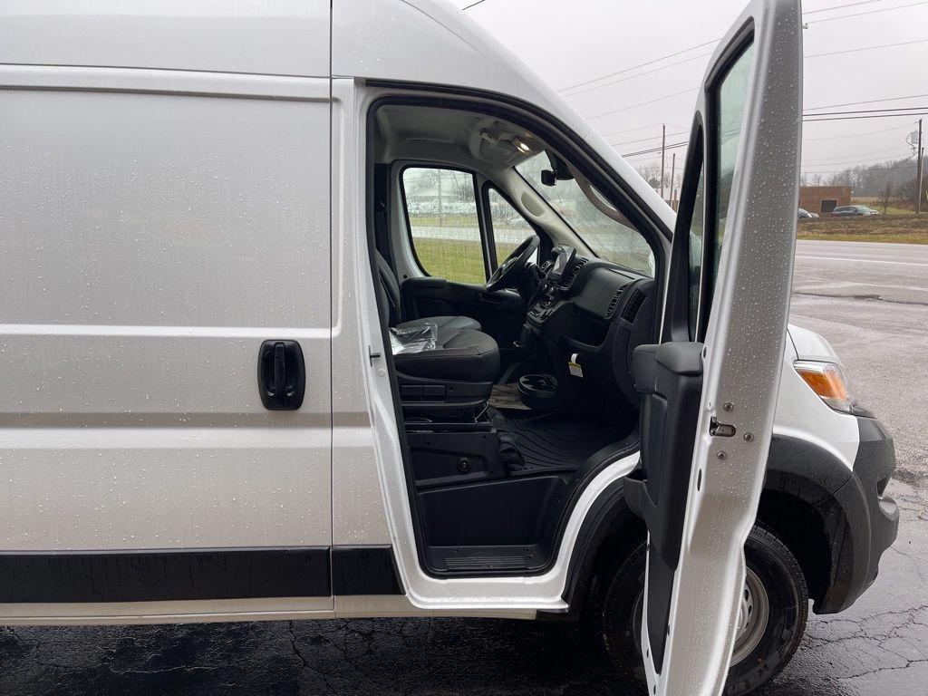 new 2025 Ram ProMaster 3500 car, priced at $55,688