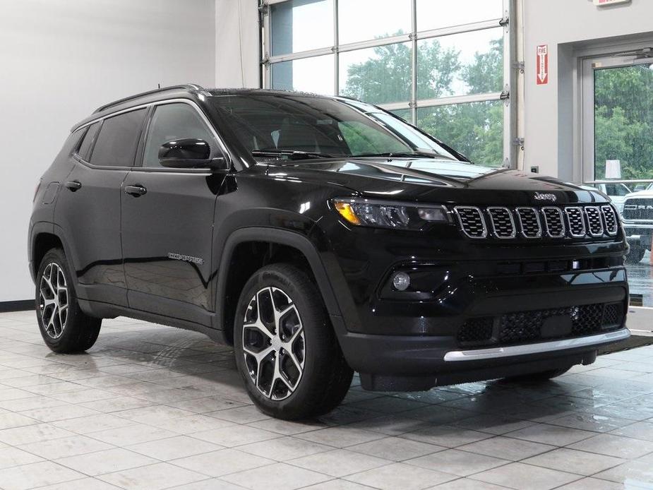 new 2024 Jeep Compass car, priced at $37,476