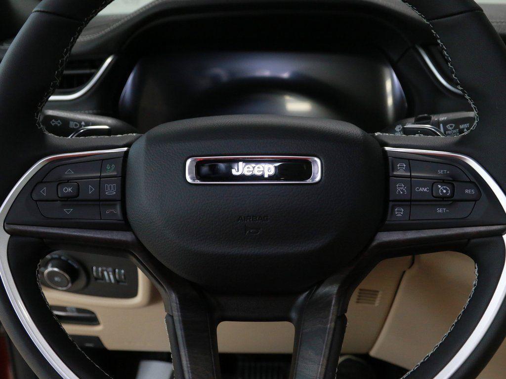 new 2025 Jeep Grand Cherokee car, priced at $48,110