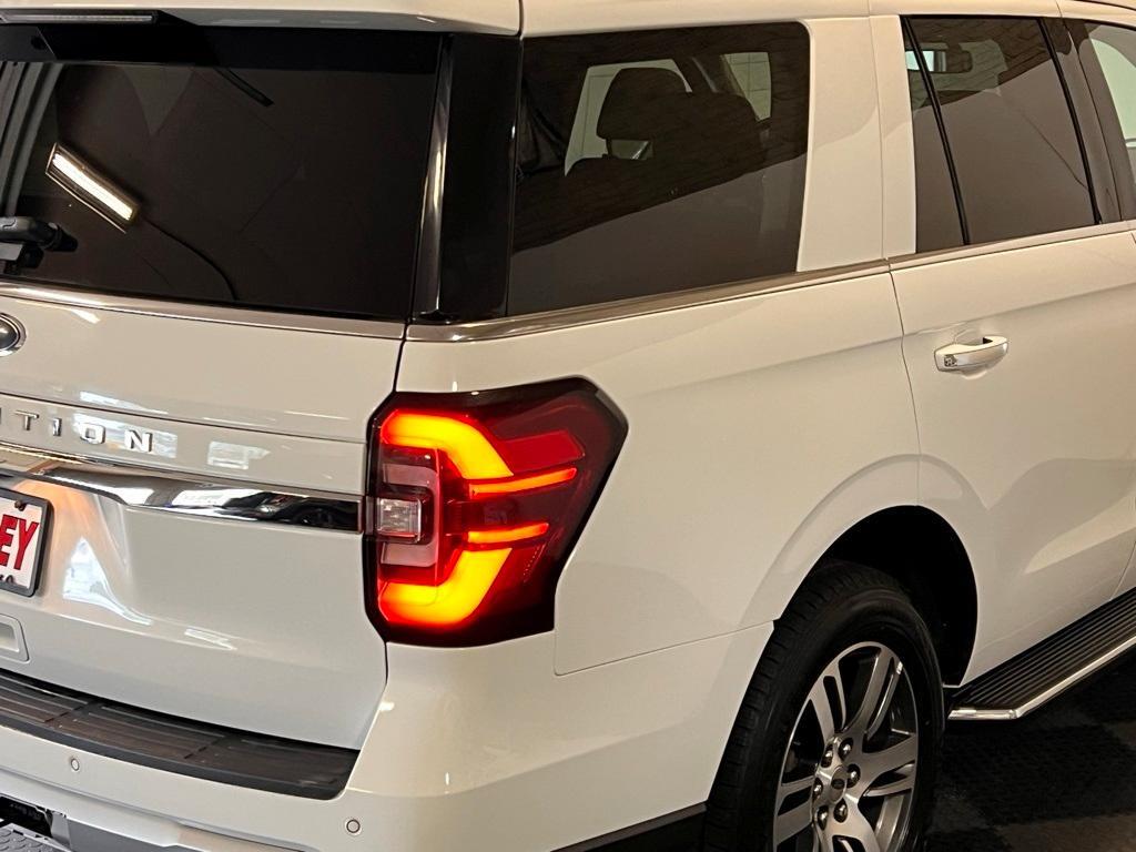 used 2022 Ford Expedition car, priced at $42,947