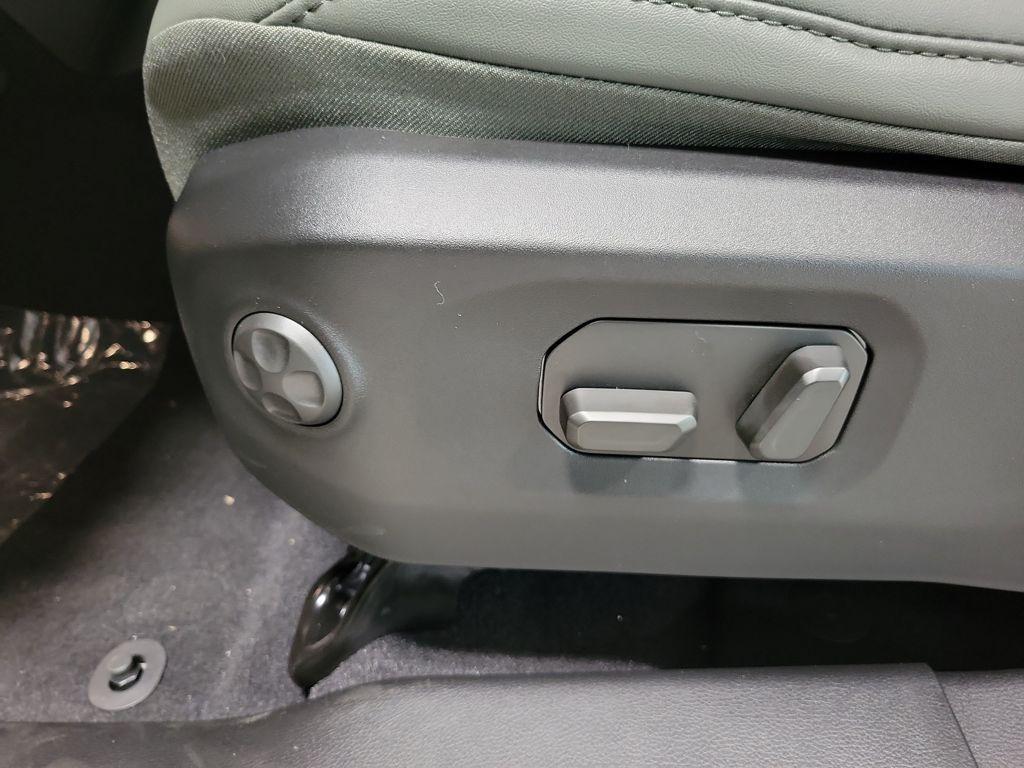 new 2025 Jeep Gladiator car, priced at $59,840