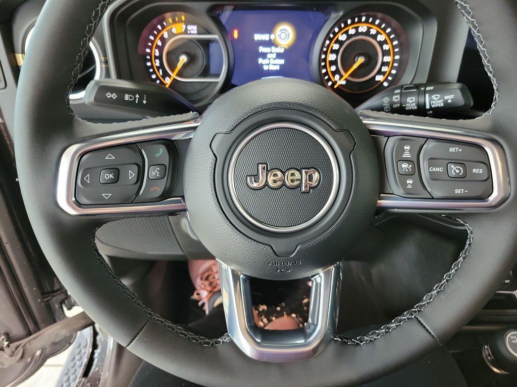 new 2025 Jeep Wrangler car, priced at $52,079