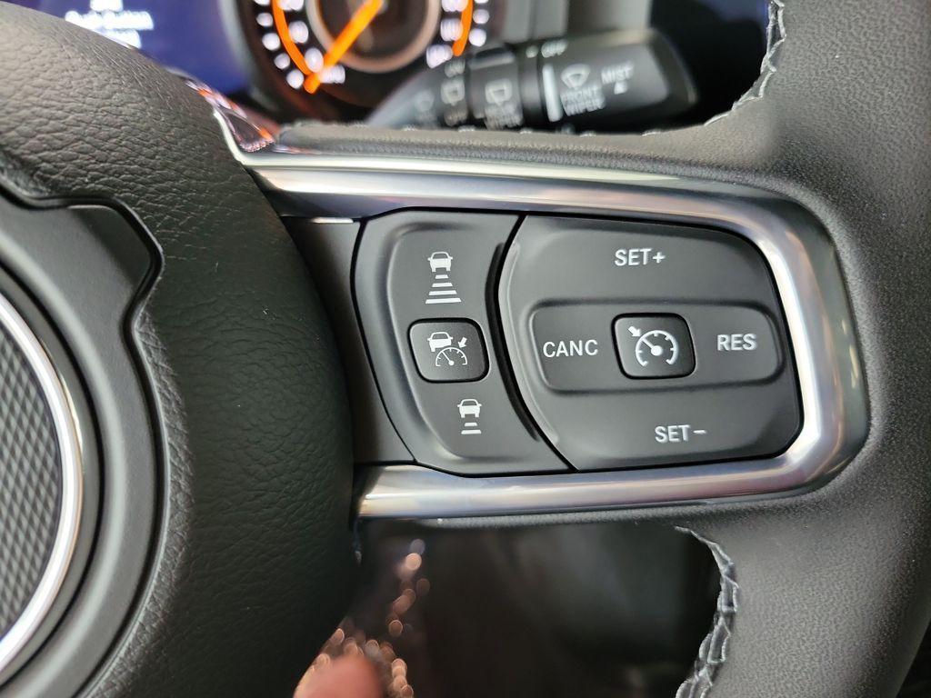 new 2025 Jeep Wrangler car, priced at $52,079