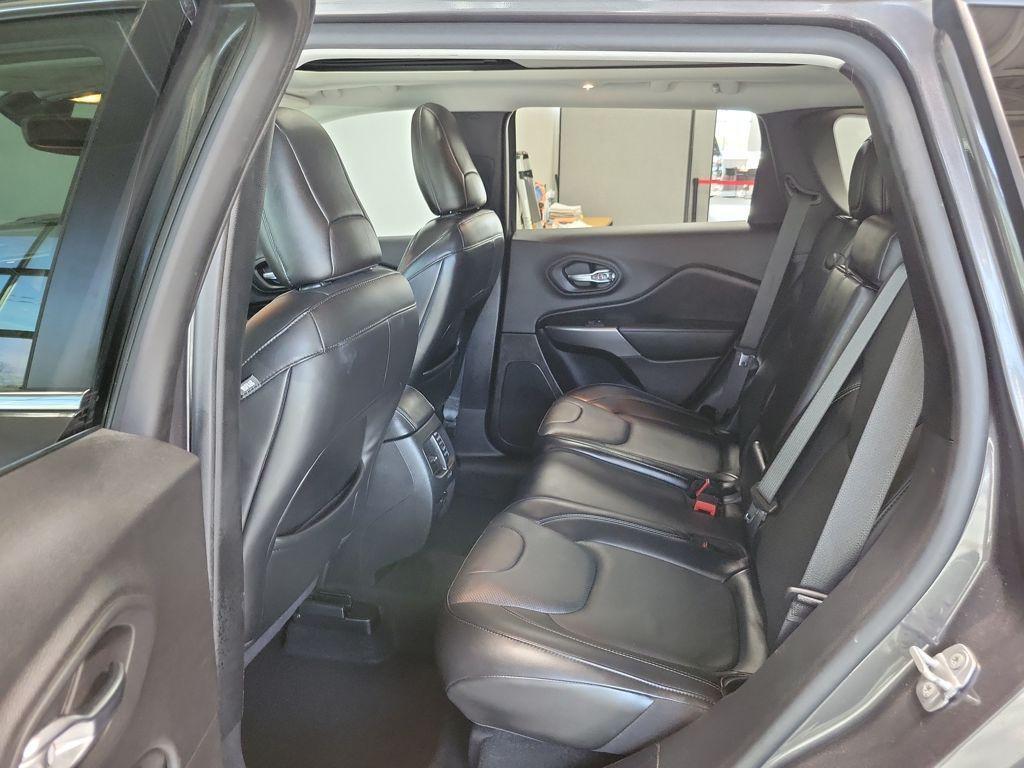 used 2020 Jeep Cherokee car, priced at $17,899