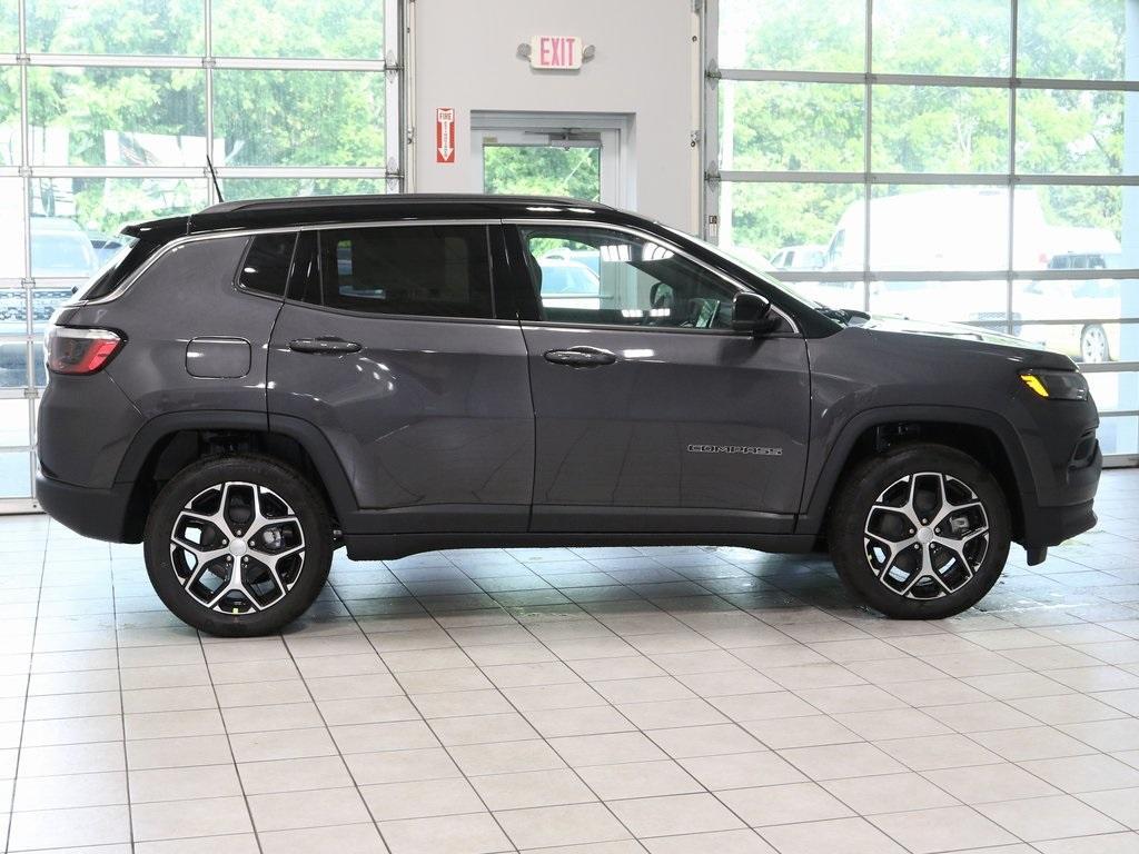 new 2024 Jeep Compass car, priced at $30,976