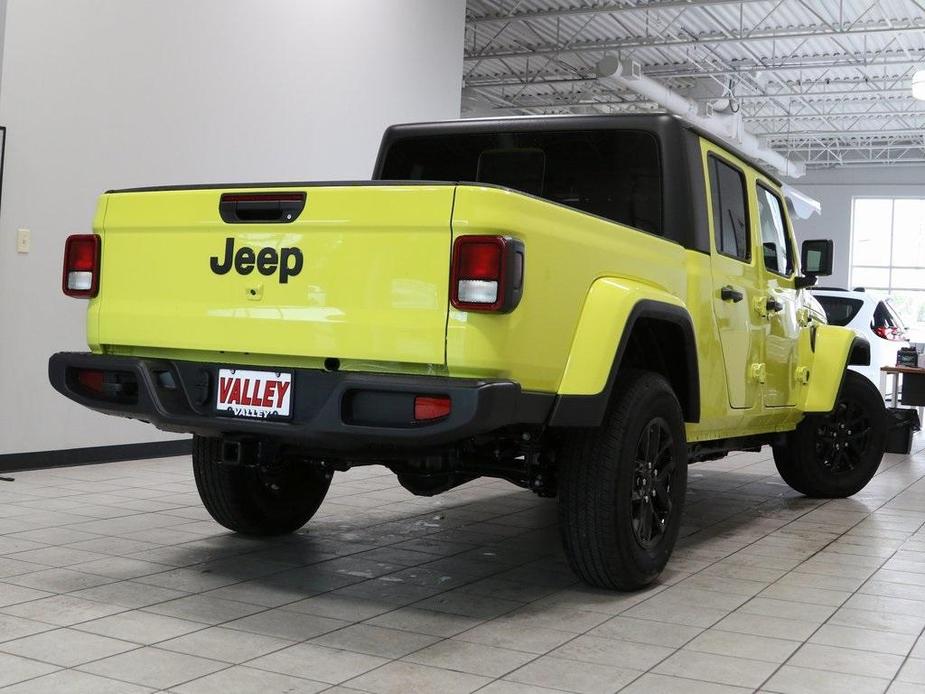 new 2023 Jeep Gladiator car, priced at $44,118