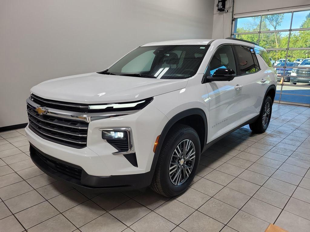 used 2024 Chevrolet Traverse car, priced at $34,799