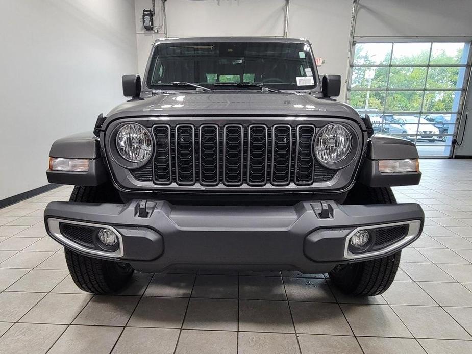 new 2024 Jeep Gladiator car, priced at $47,097