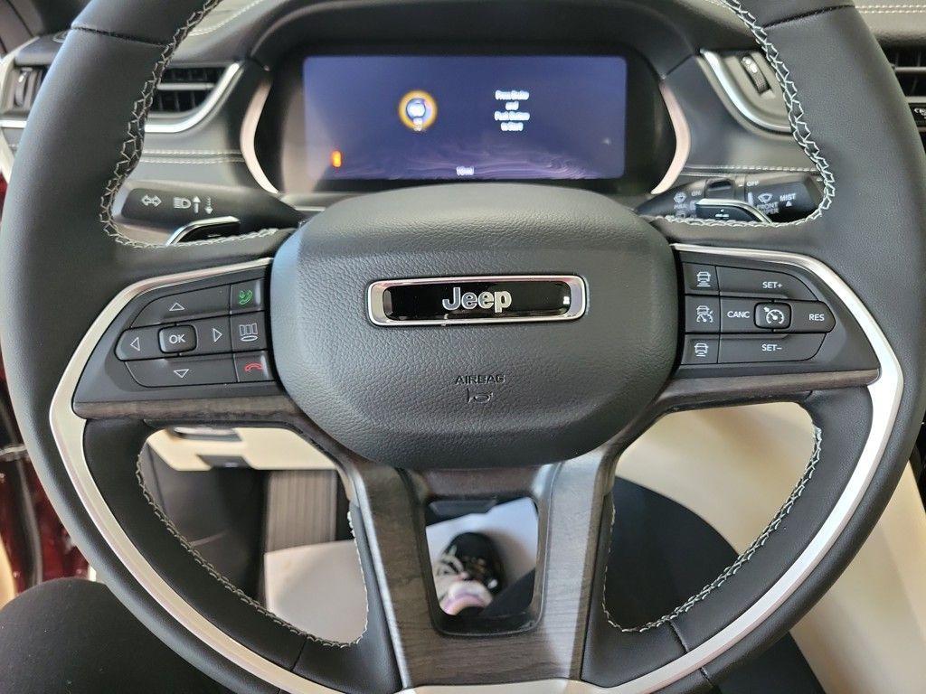 new 2025 Jeep Grand Cherokee L car, priced at $47,952