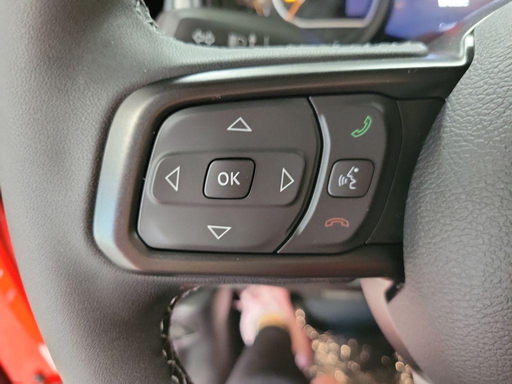new 2025 Jeep Gladiator car, priced at $43,789