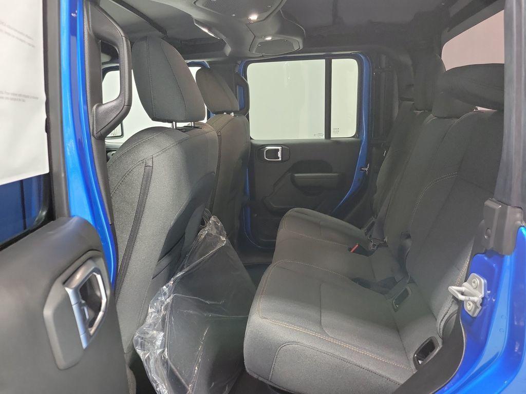 new 2026 Jeep Gladiator car, priced at $45,890