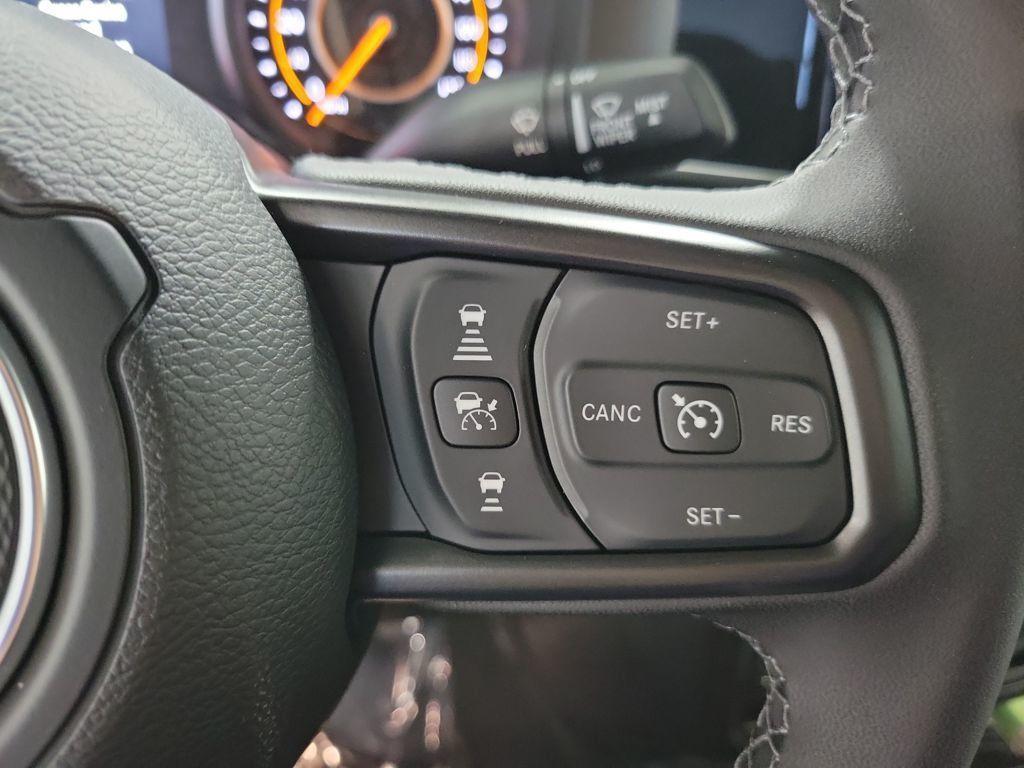 new 2026 Jeep Gladiator car, priced at $45,890