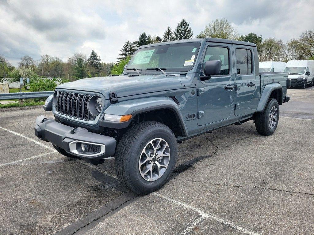 new 2025 Jeep Gladiator car, priced at $50,813