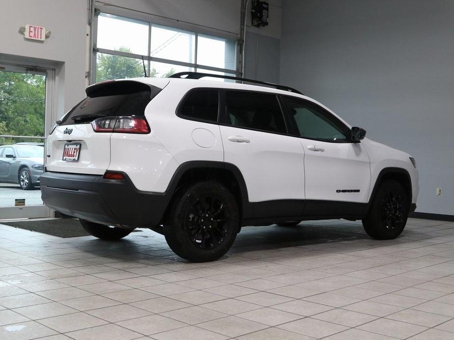 used 2023 Jeep Cherokee car, priced at $23,452