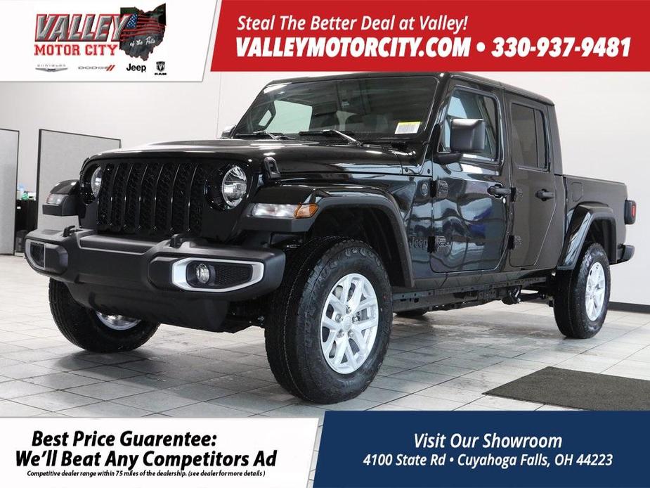 new 2023 Jeep Gladiator car, priced at $46,738