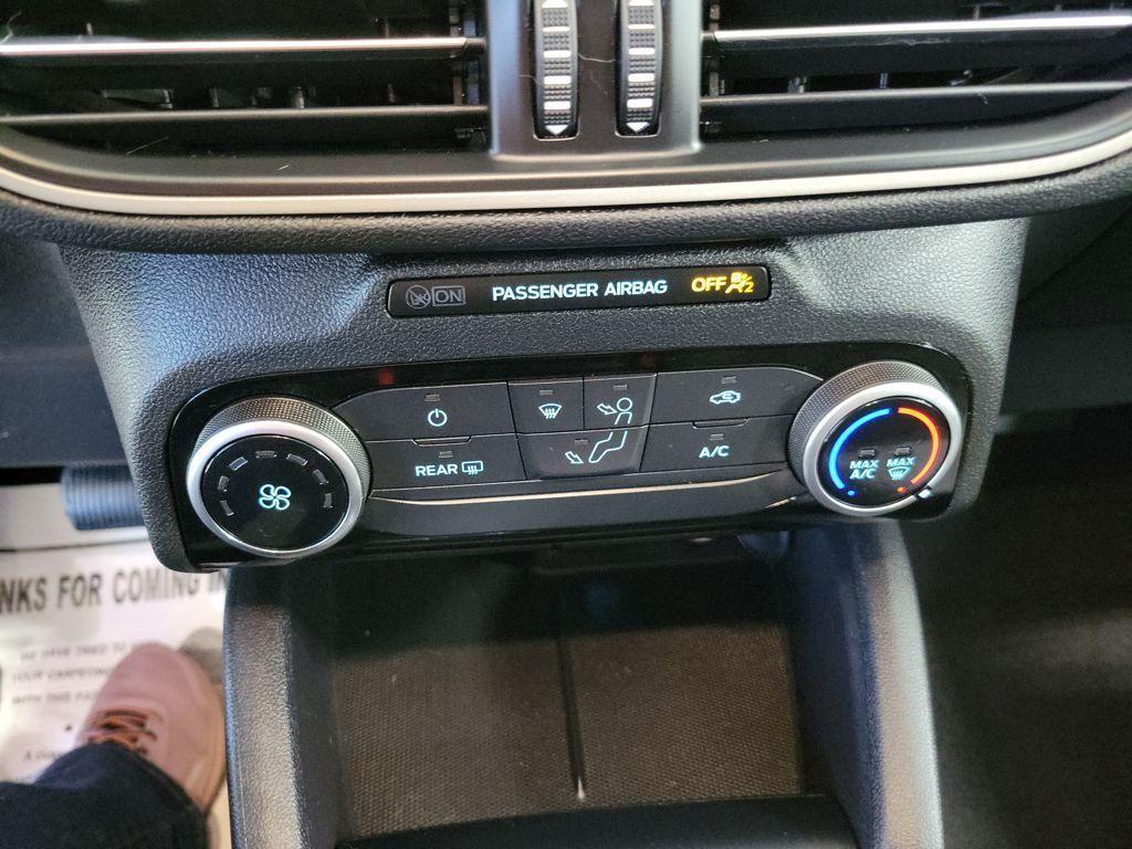 used 2022 Ford Escape car, priced at $21,999